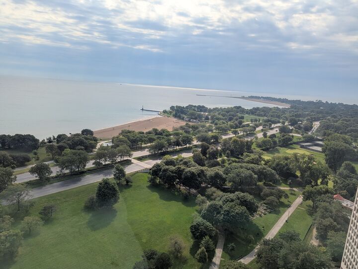 Property Photo:  5415 N Sheridan Road 2905  IL 60640 