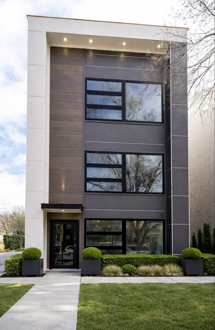 Property Photo: 5637 S Prairie Avenue 1 IL 60637