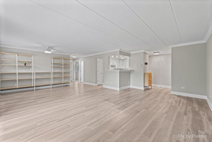 Property Photo: 1220 S Lorraine Road 2H IL 60189
