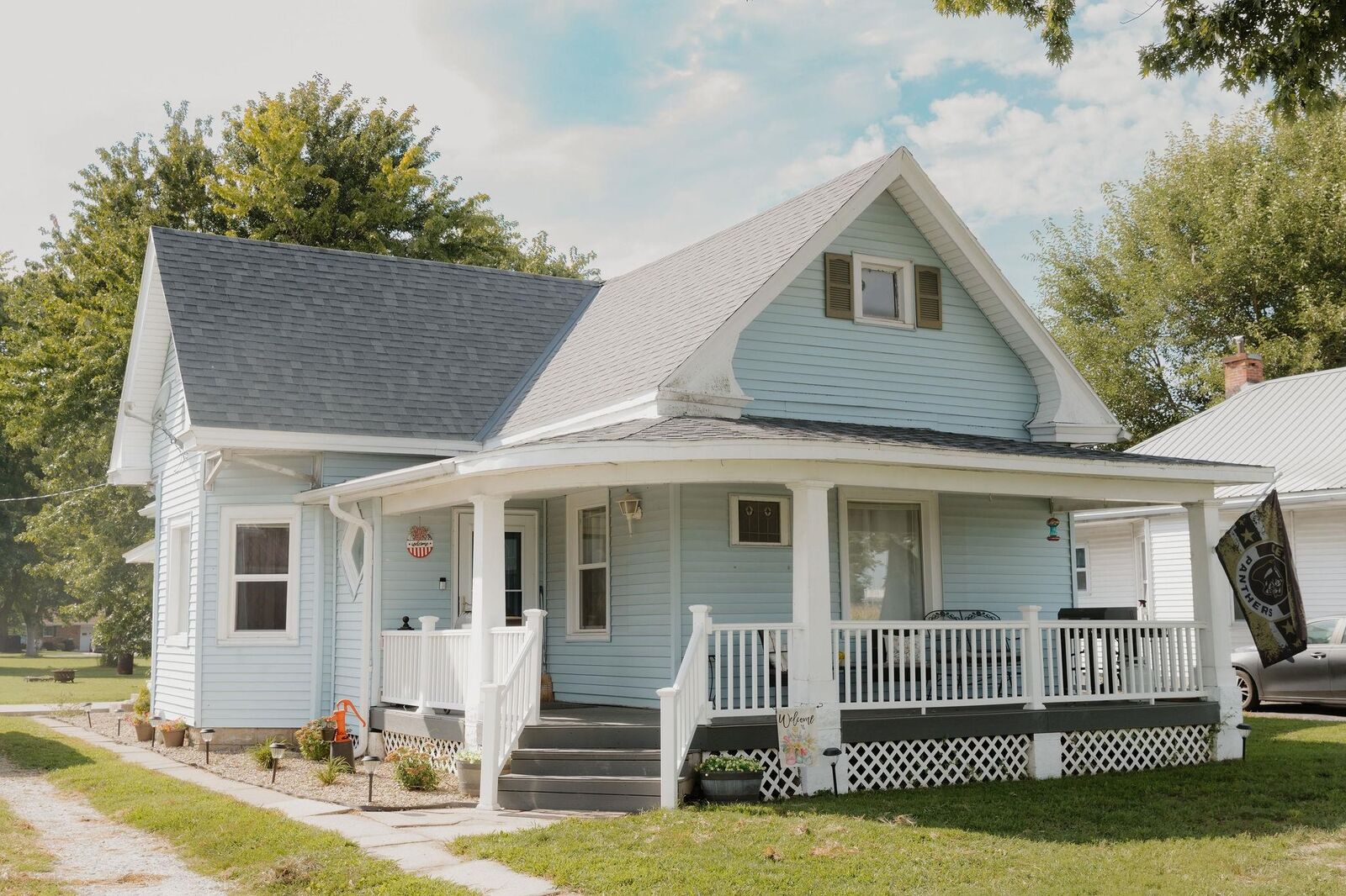 Property Photo: 402 N Augusta Road IL 62324
