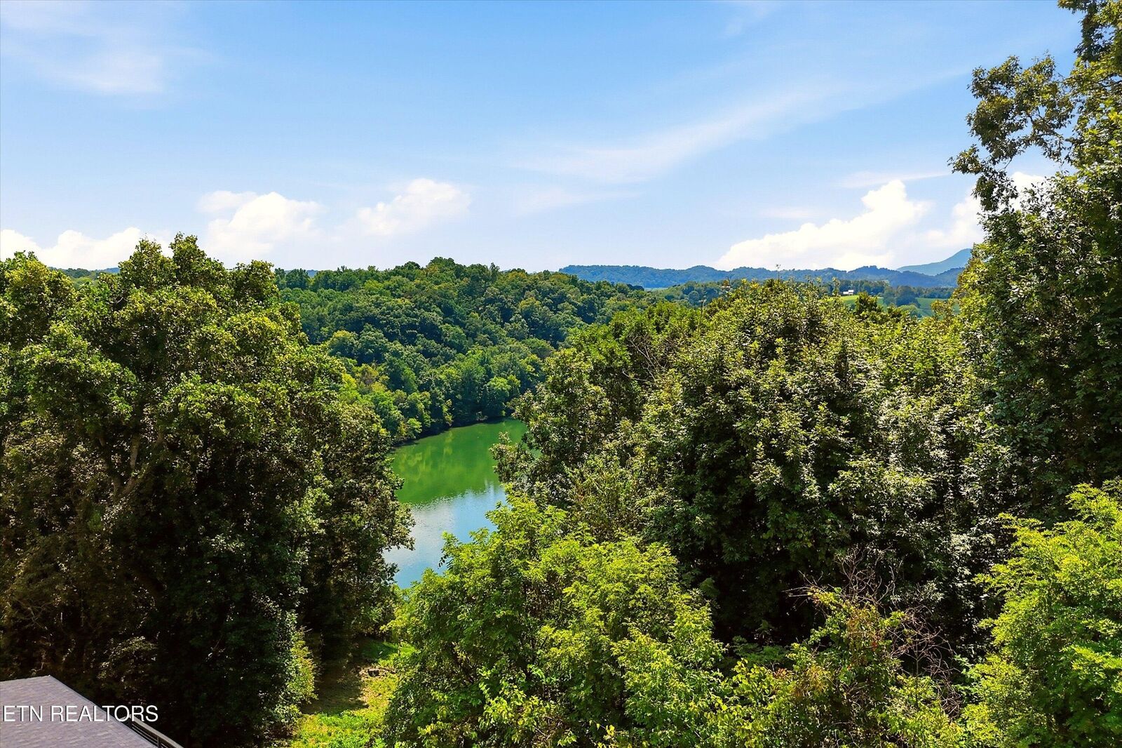 Property Photo: 5 Rock House Rd TN 37764