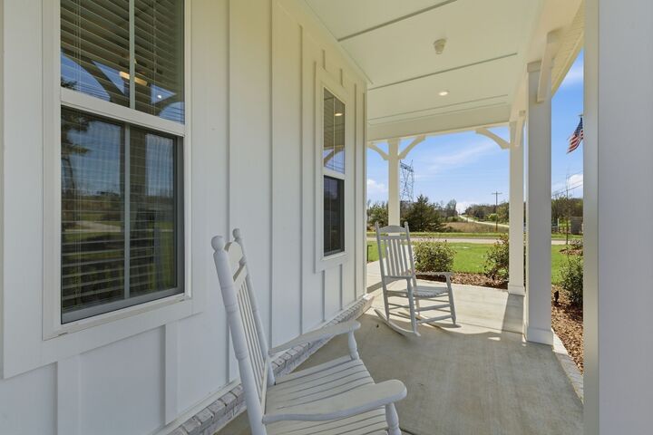 Property Photo: 1710 Lasea Rd TN 37174