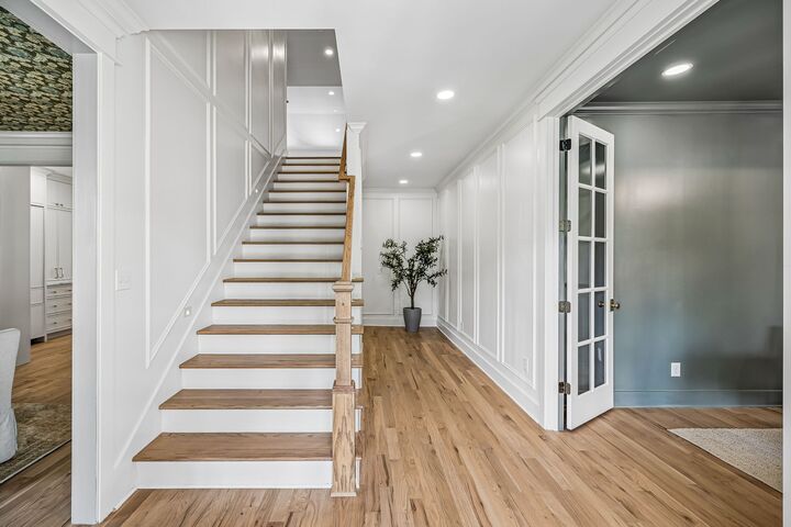 Property Photo: 1320 Sweetbriar Ave TN 37212