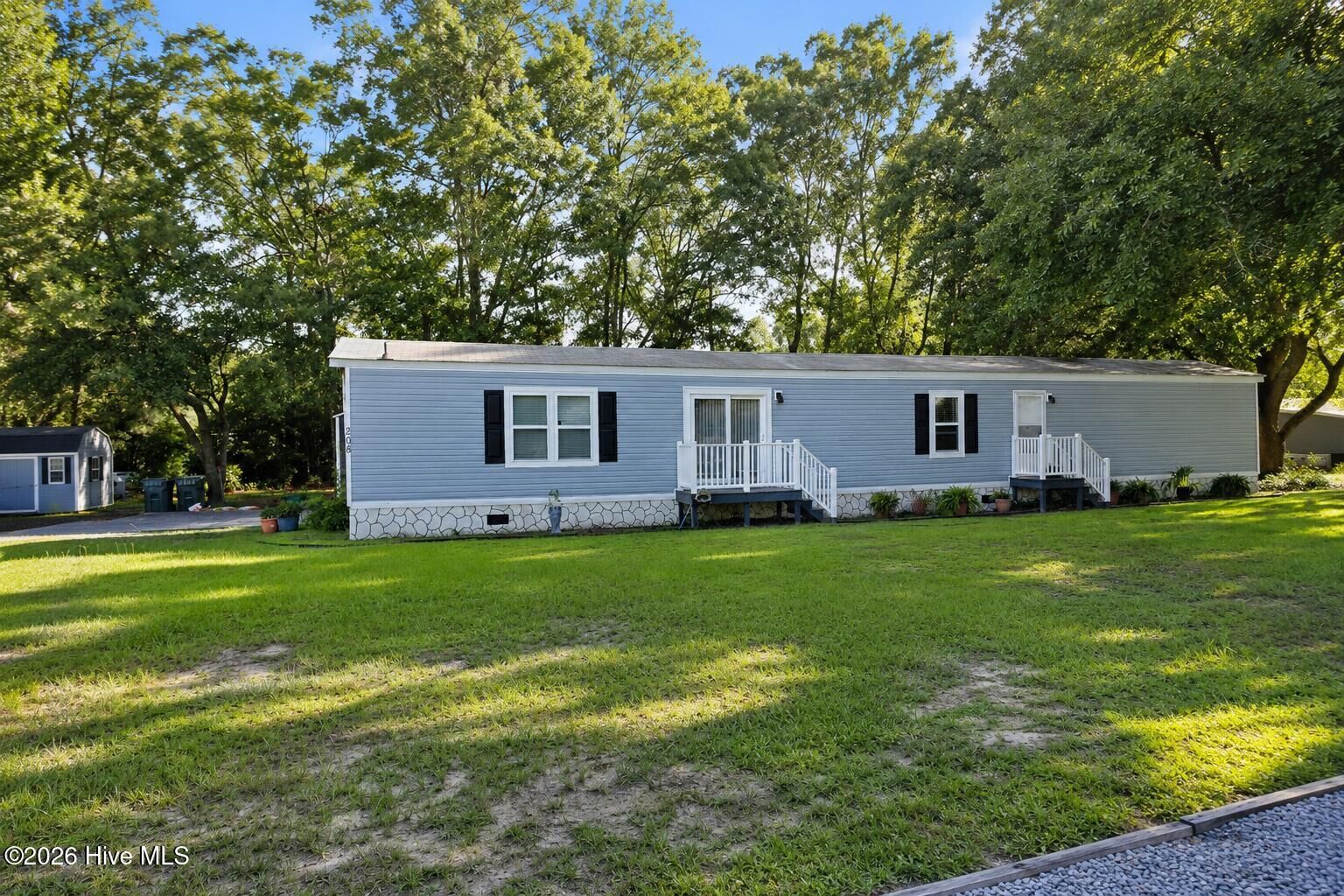Property Photo: 208 Branson Way NC 28445
