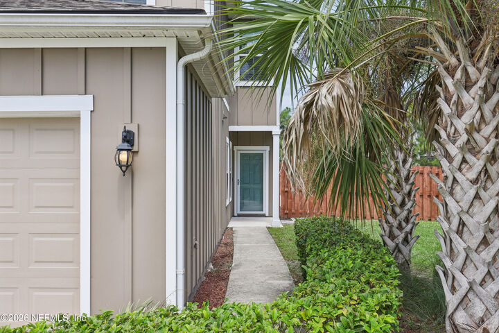 Property Photo: 9624 Baylin Court FL 32256