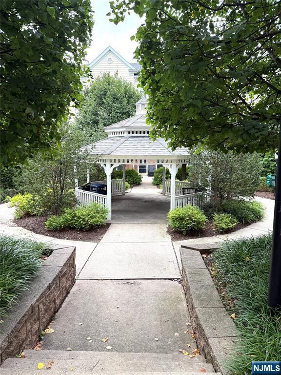 Property Photo:  1014 Cunningham Court  NJ 07109 