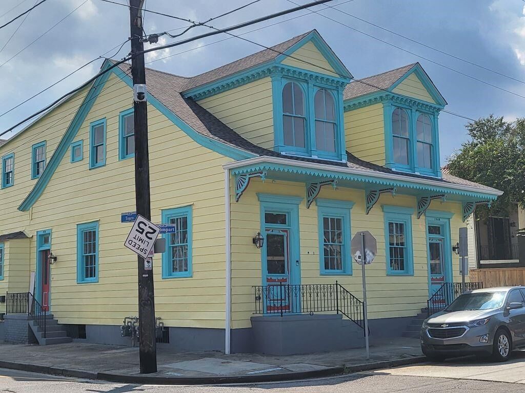 Property Photo:  1940 N Rampart Street 101  LA 70116 