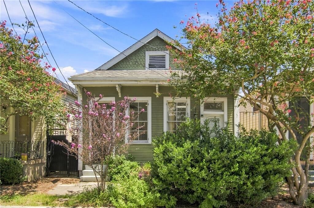Property Photo: 7909 Cohn Street 7909 LA 70118