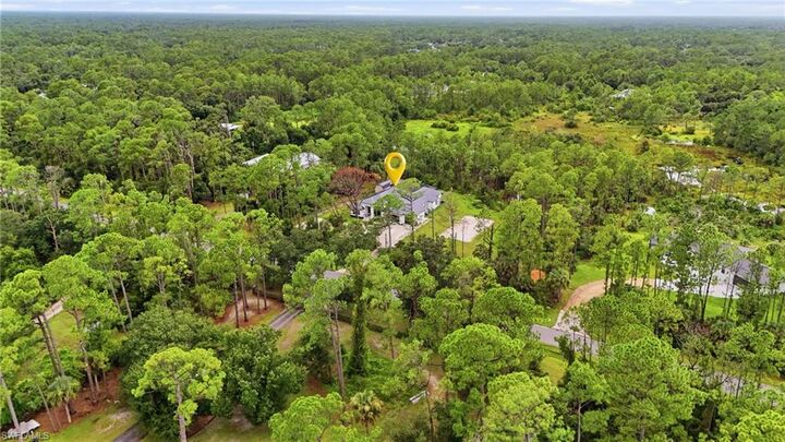 Property Photo: 6547 Beedla St FL 34291