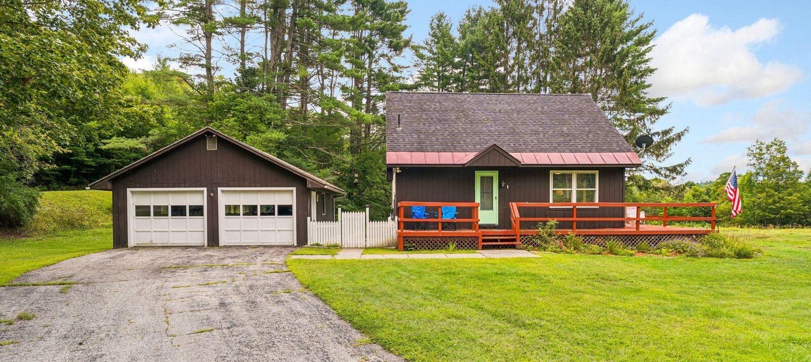 Property Photo: 406 Rush Meadow Road VT 05037