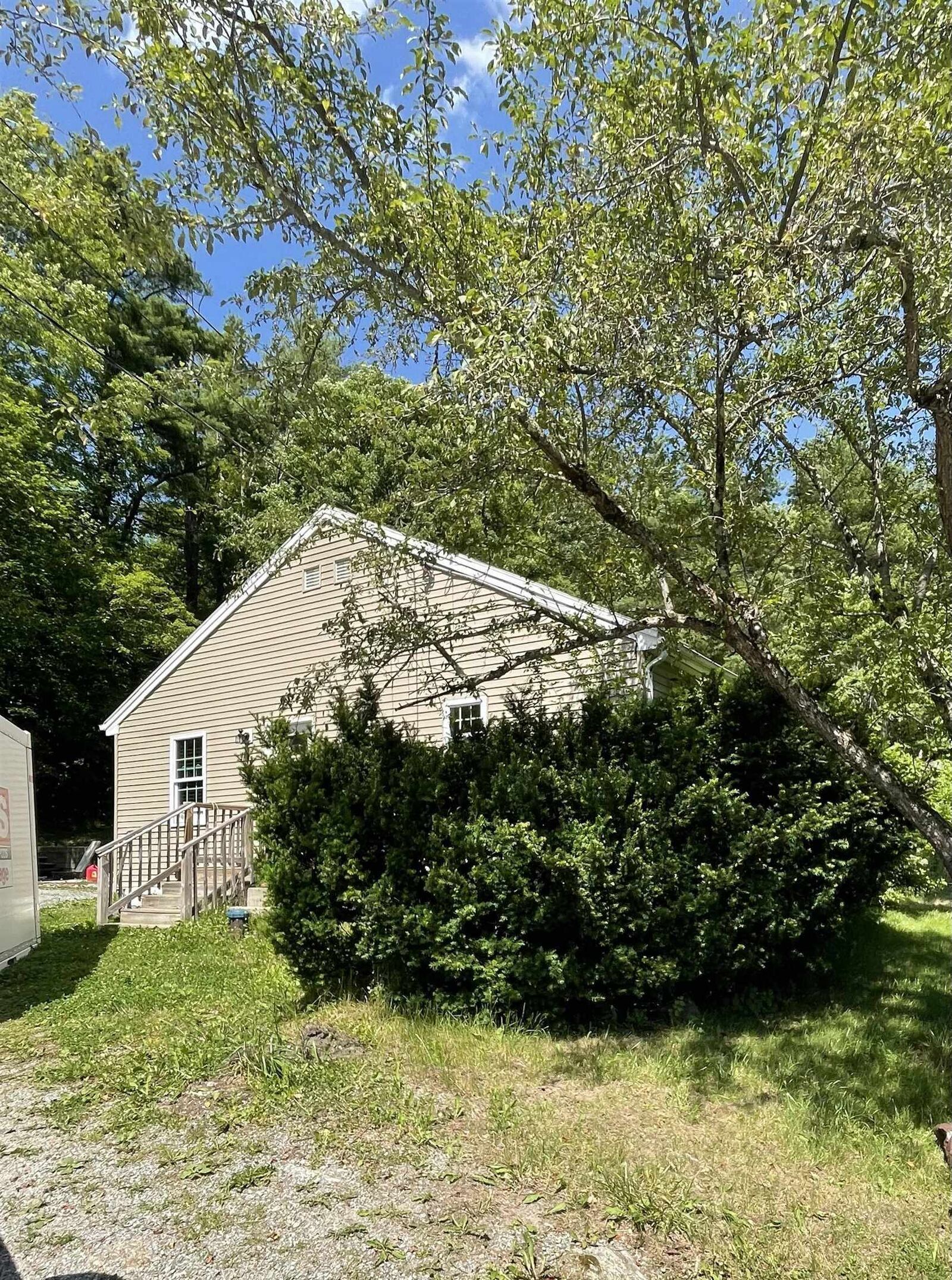Property Photo:  35 Clinton Road  NH 03440 