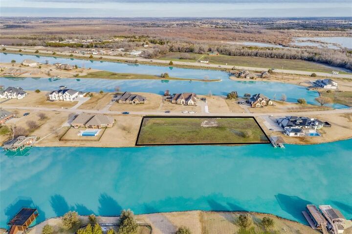 Property Photo: 430 Red Buoy Cove TX 75407