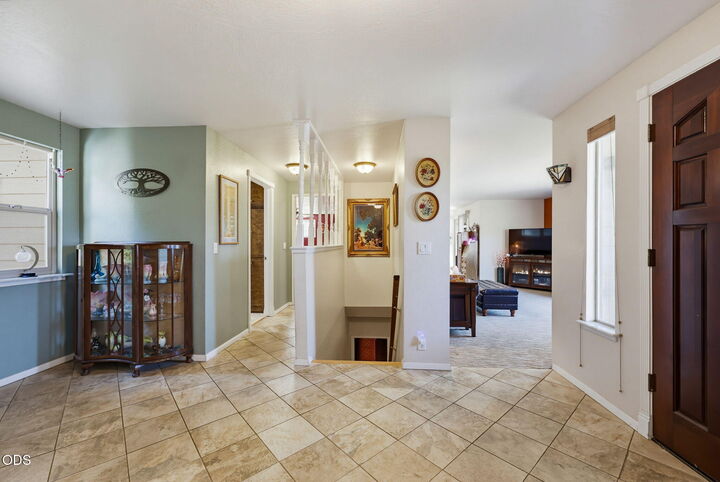 Property Photo: 811 NE Oregon Avenue OR 97526