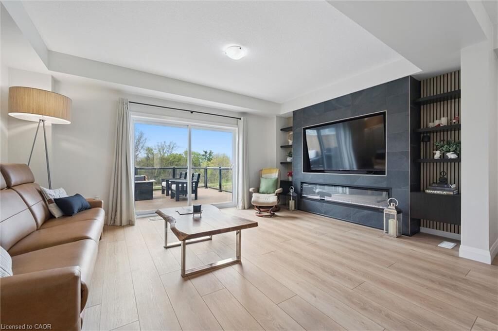 Property Photo:  873 Robert Ferrie Drive  ON N2R 0P2 