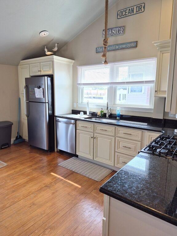 Property Photo:  25 Ocean Drive 25  MA 02066 
