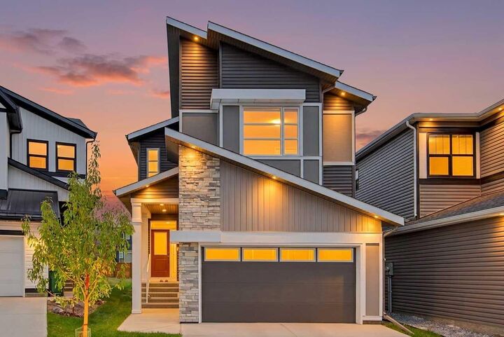 80 Lucas Passage NW — photo 1