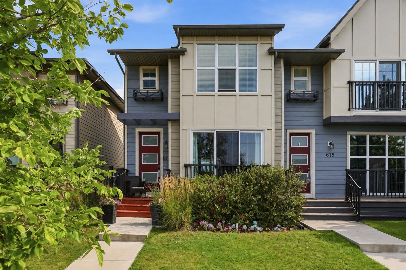 Property Photo:  611 Walden Drive SE  AB T2X 0M7 
