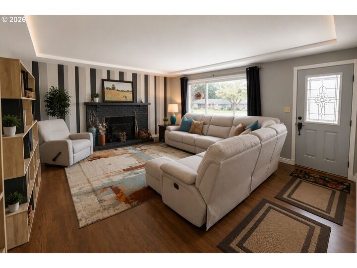 Property Photo: 2302 Cedar Pl WA 98632