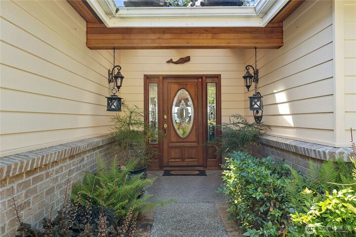 Property Photo: 4076 S Camano Drive WA 98282