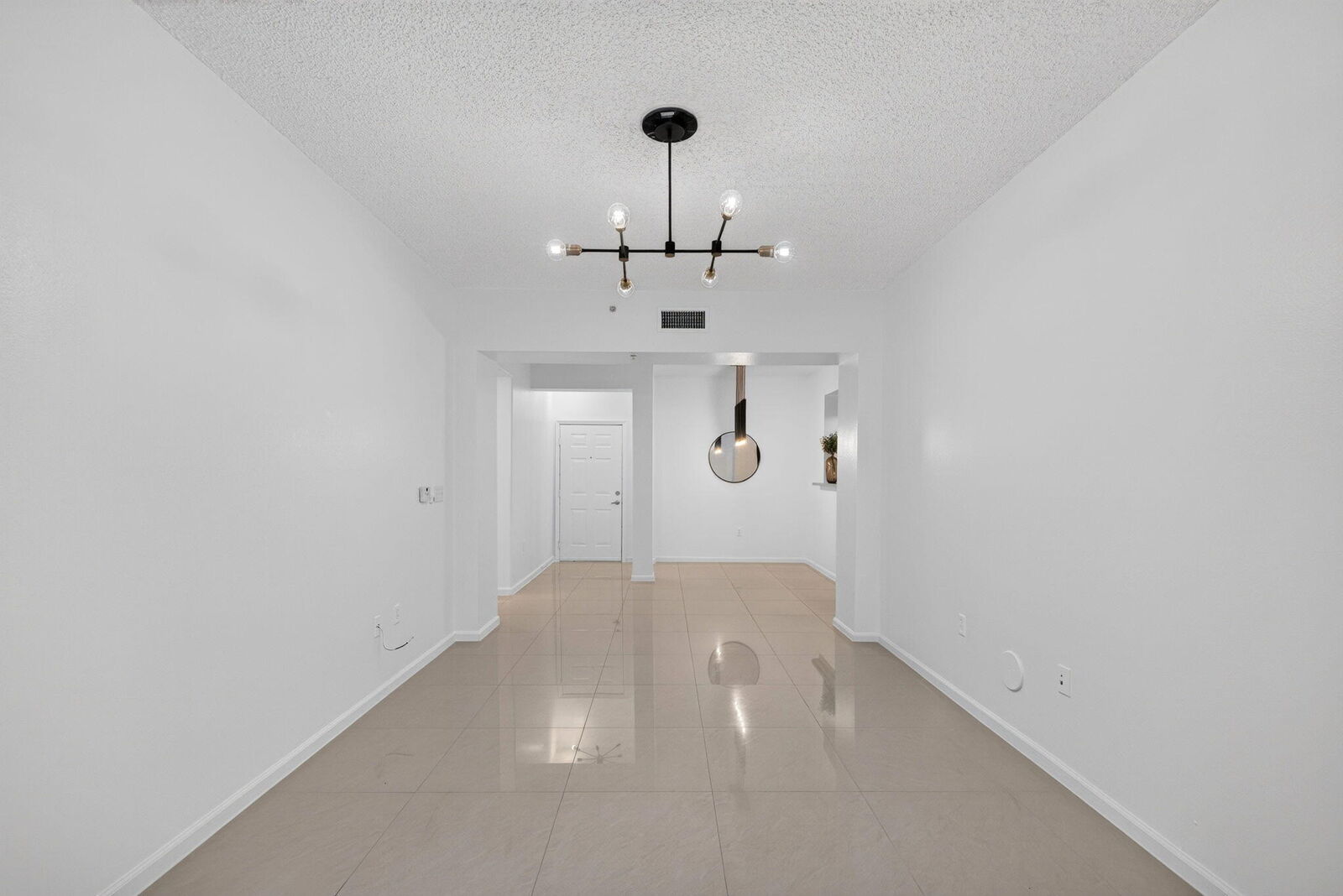 Property Photo: 533 NE 3rd Avenue 125 FL 33301