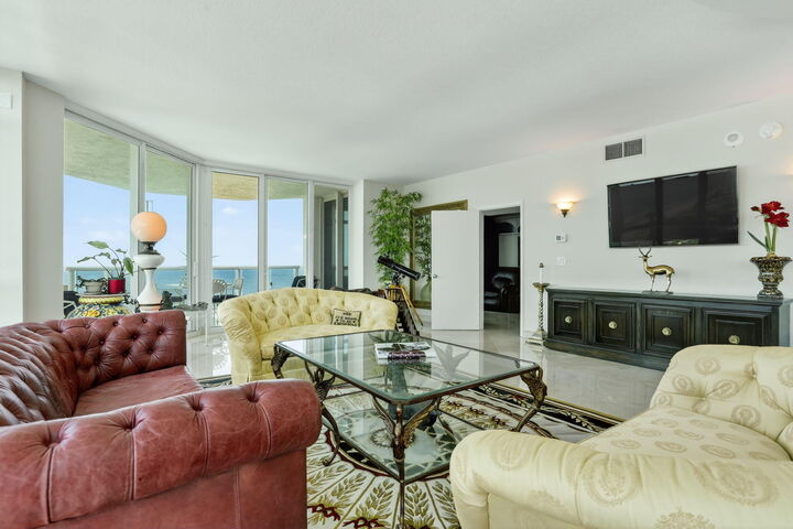 Property Photo: 1430 S Ocean Boulevard 10-A FL 33062