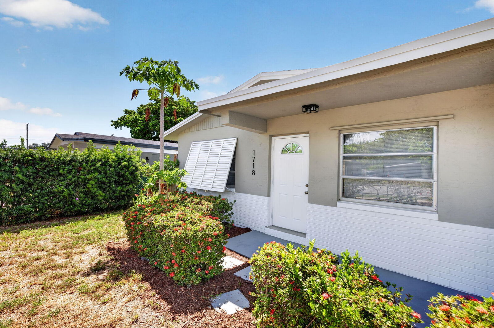 Property Photo: 1718 NW 7th Street FL 33311