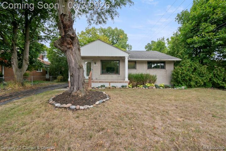 Property Photo: 31560 Leelane MI 48336