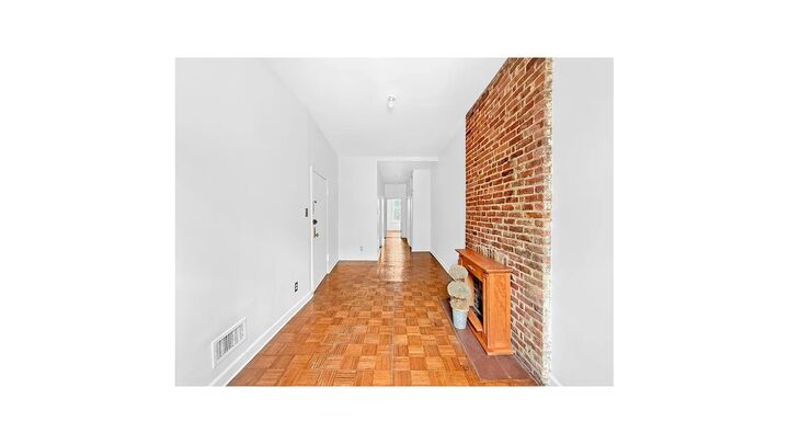 Property Photo:  265 St James Place 2  NY 11238 