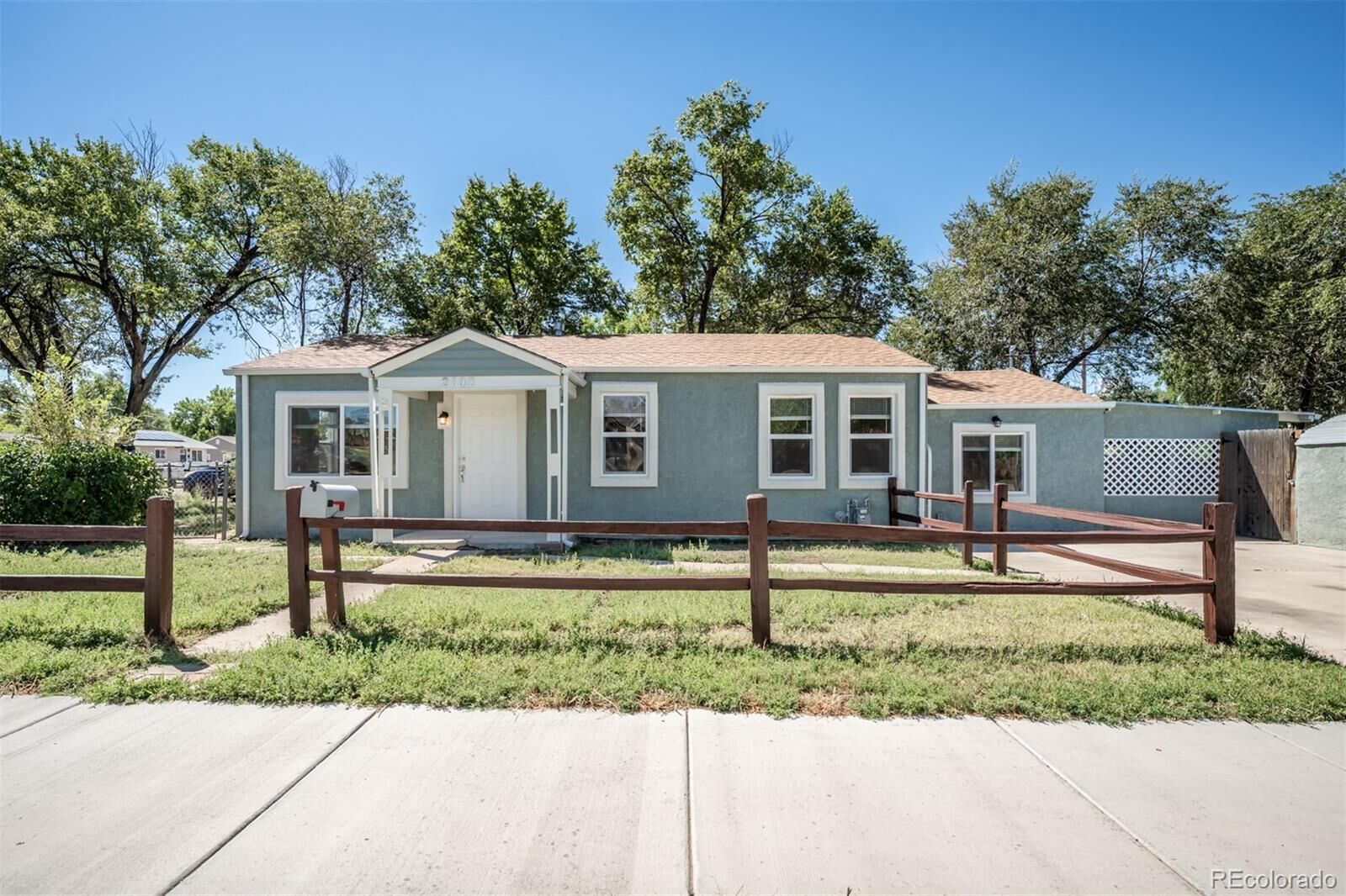 Property Photo: 2102 W 29th Street CO 81008