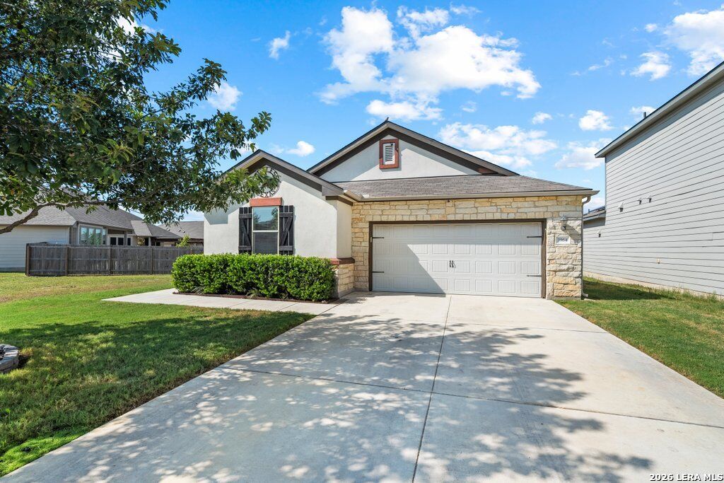 Property Photo: 3964 Legend Rock TX 78130