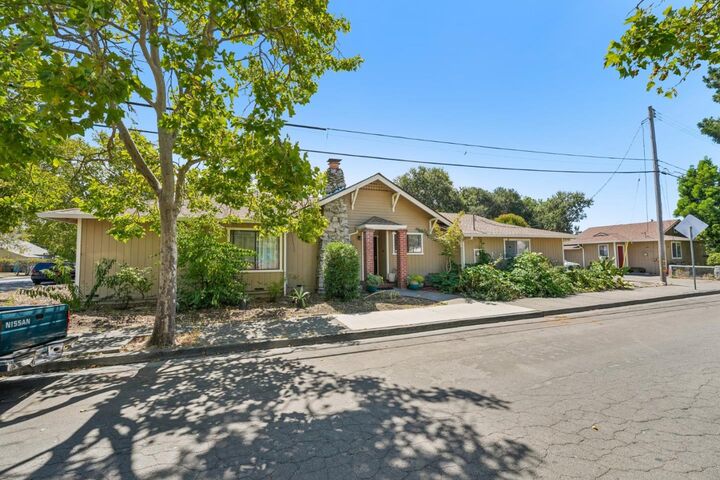 Property Photo: 1001 Temple Avenue CA 95404