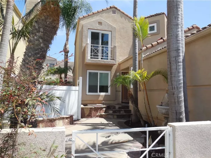 Property Photo:  34 Calle Sol  CA 92672 