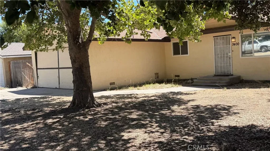 Property Photo:  7400 Sombrilla  CA 93422 