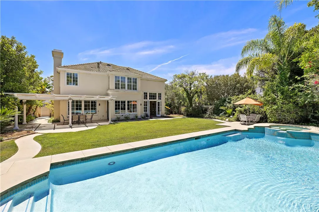 Property Photo: 17 Brigadier CA 92603