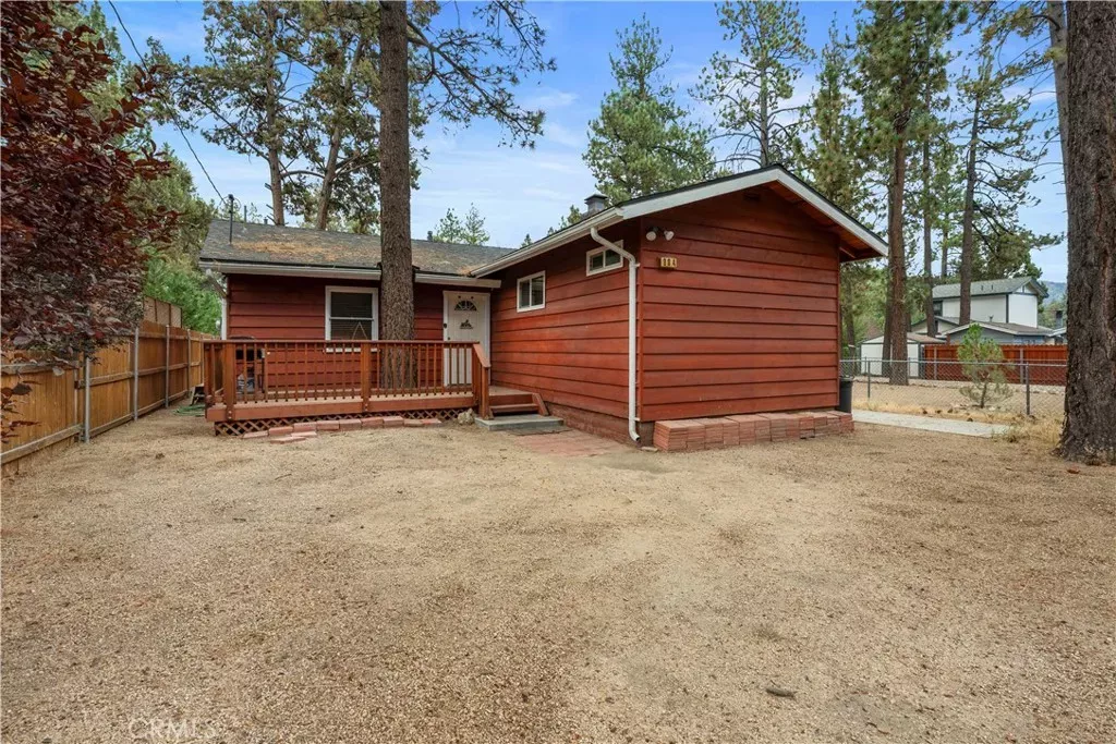 Property Photo:  904 Michael  CA 92314 