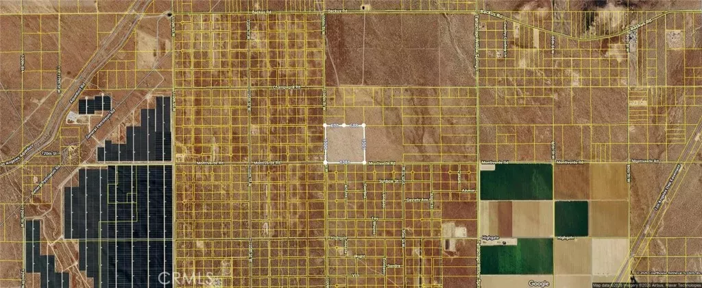 Property Photo: 1234 Montiverde Rd CA 93560