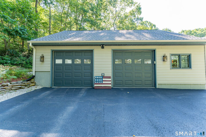 Property Photo:  86 Goodwin Road  CT 06331 