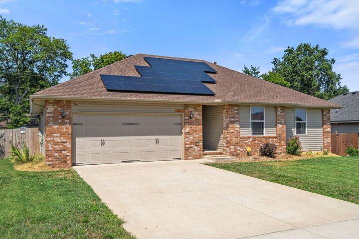 Property Photo:  531 S Forest Lane  MO 65738 