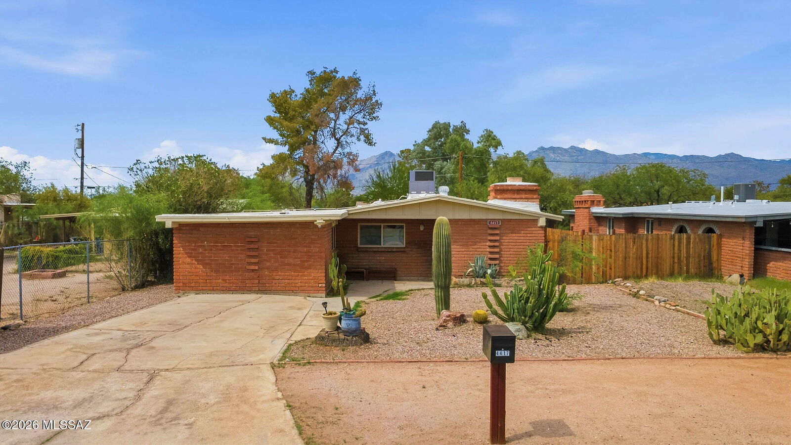 Property Photo:  4417 E Lester Street  AZ 85712 