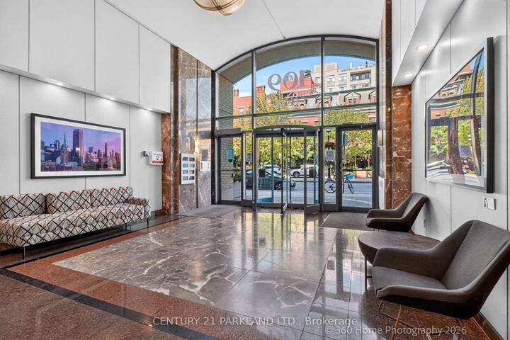 Property Photo:  109 Front Street E 609  ON M5A 4P7 