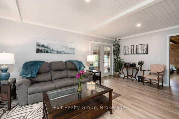 Property Photo:  64A Oliver Road  ON K0H 1Z0 