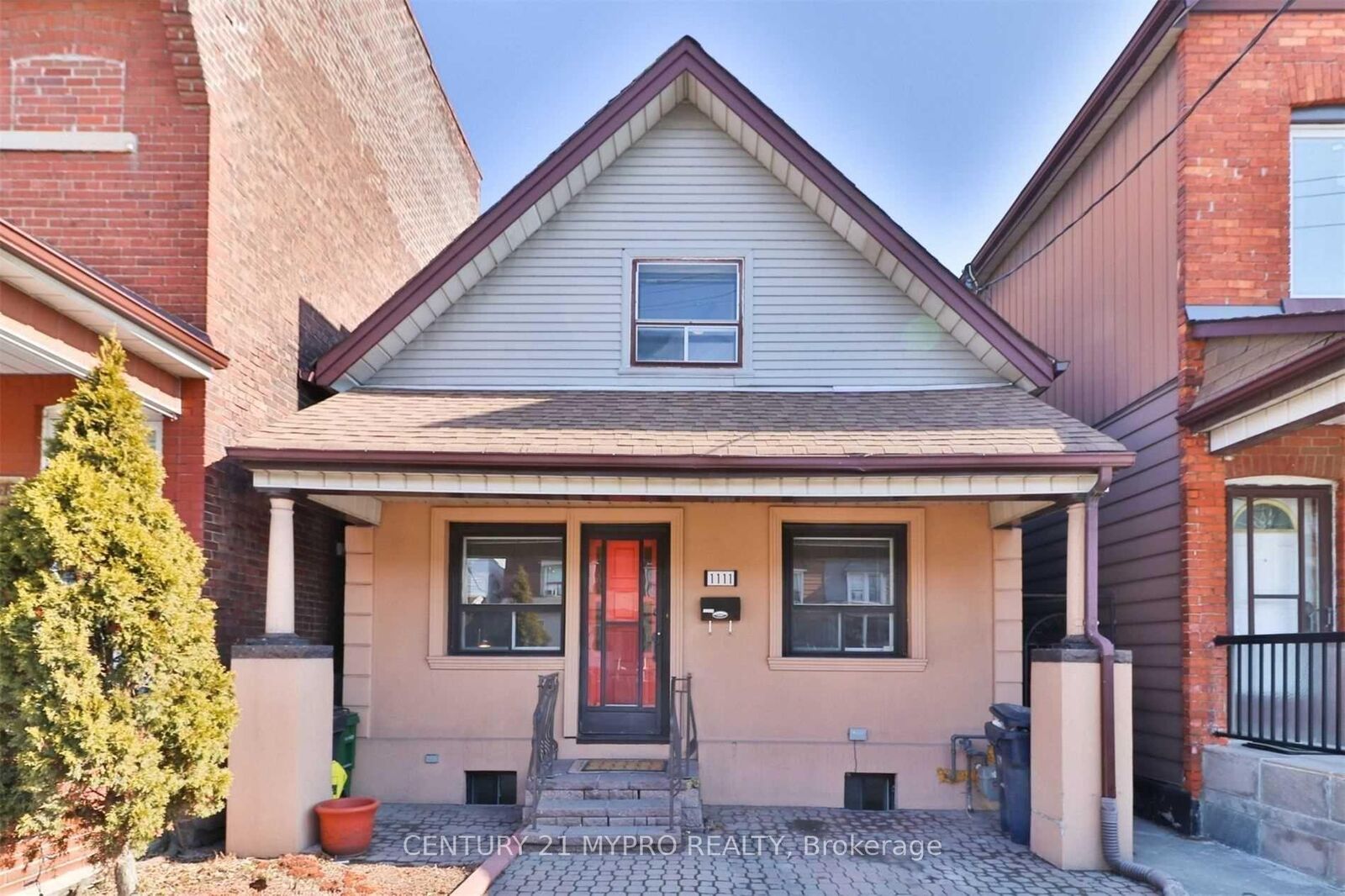 Property Photo:  1111 Dufferin Street  ON M6H 4B5 