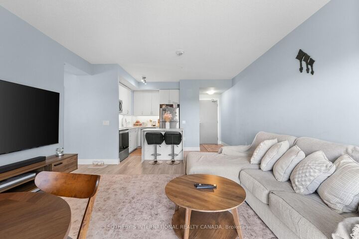 Property Photo:  3220 Sheppard Avenue E 809  ON M1T 0B7 
