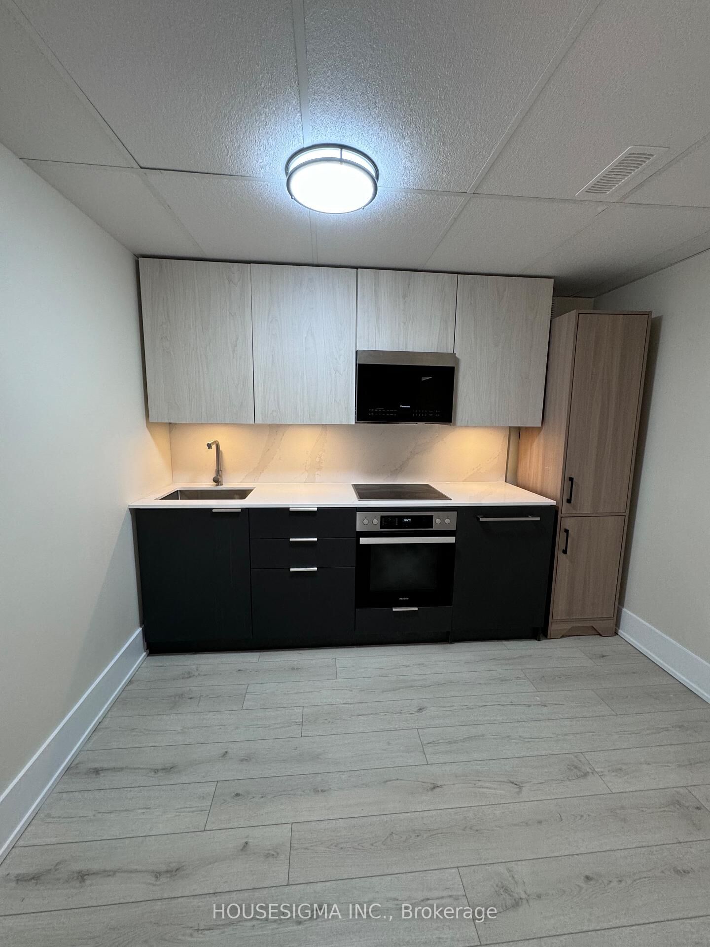 Property Photo:  35 Asterwind Crescent  ON L6R 1V8 