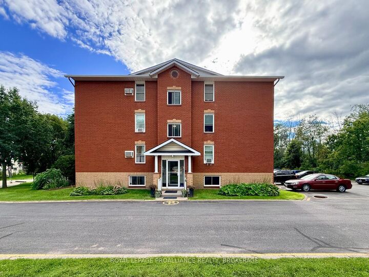 Property Photo:  540 Talbot Place 205  ON K7G 3C6 