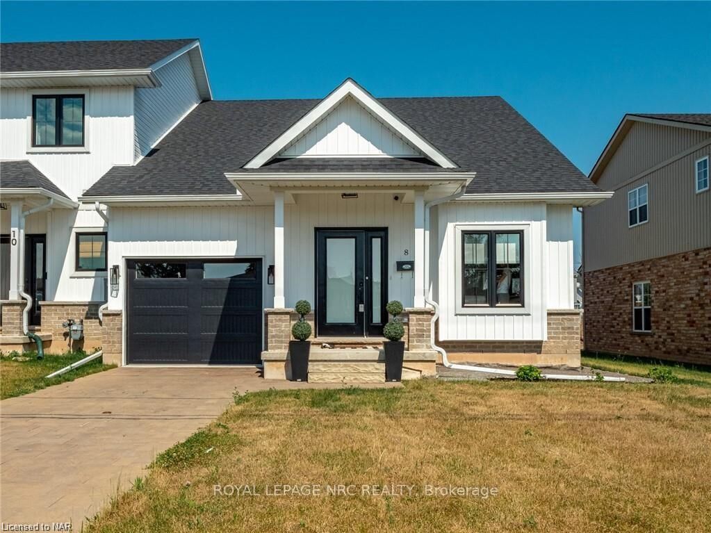 Property Photo:  8 King Street  ON L2A 0C6 