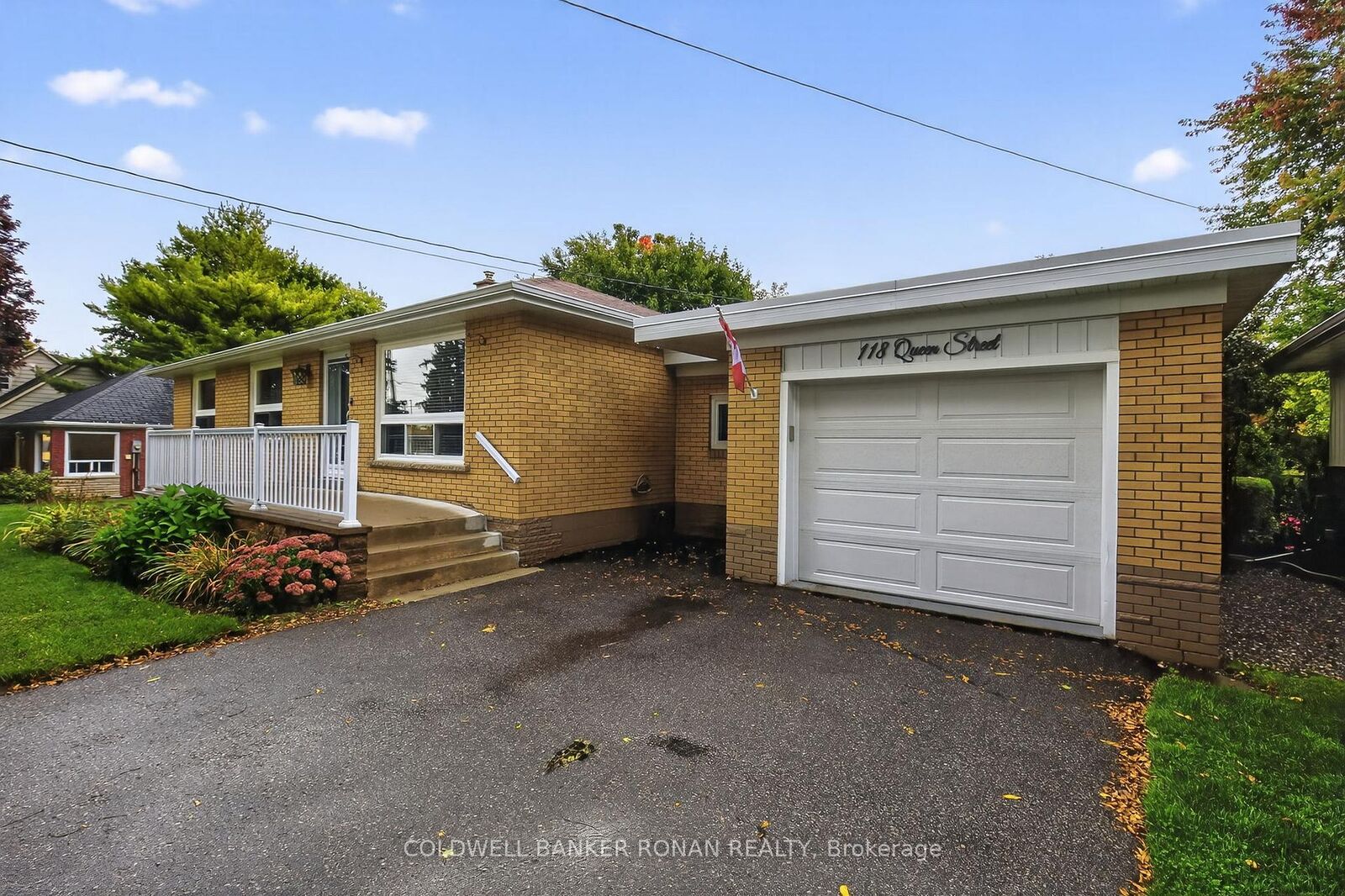 Property Photo: 118 Queen Street ON L3Z 1L3