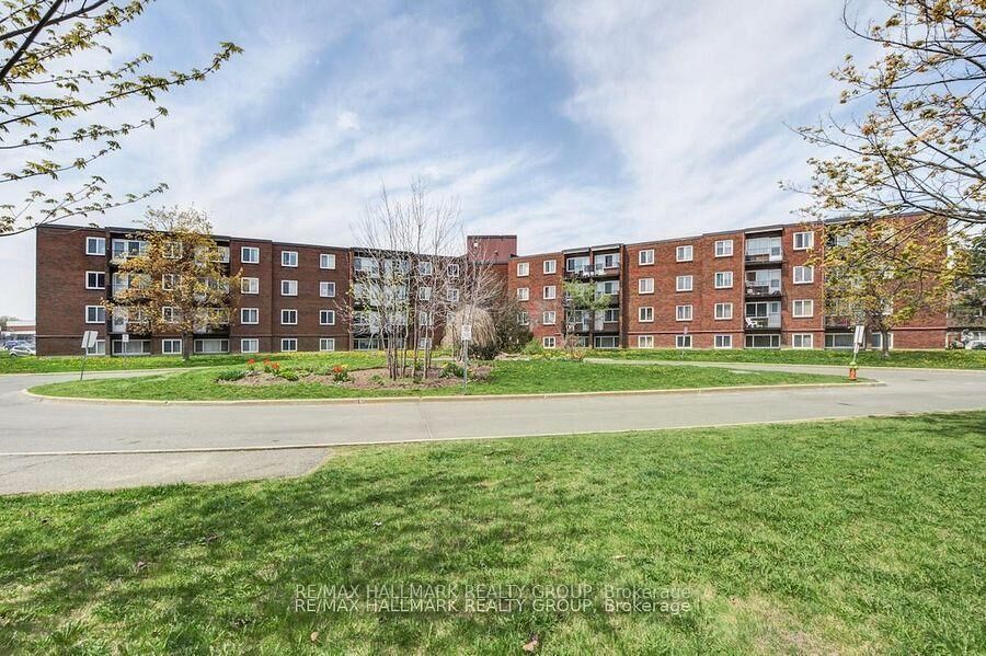 Photo de la propriété:  2041 Arrowsmith Drive 401C  ON K1J 7V7 