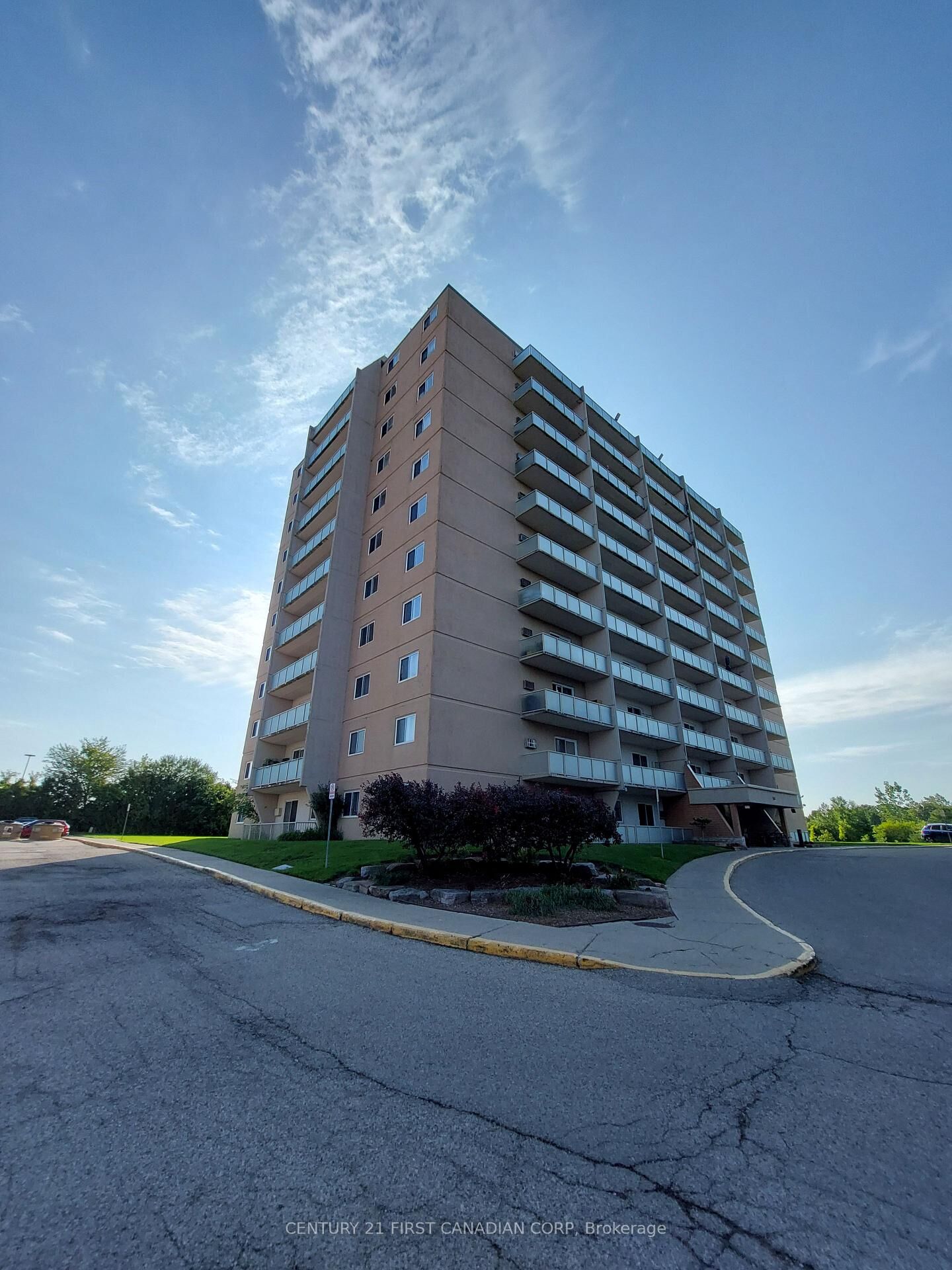 Property Photo:  573 Mornington Avenue 1107  ON N5Y 4T9 