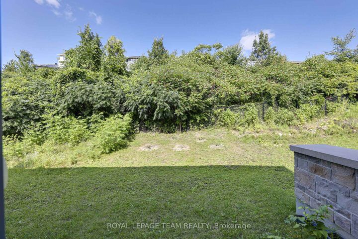 Property Photo:  145 Boundstone Way  ON K2T 0E2 